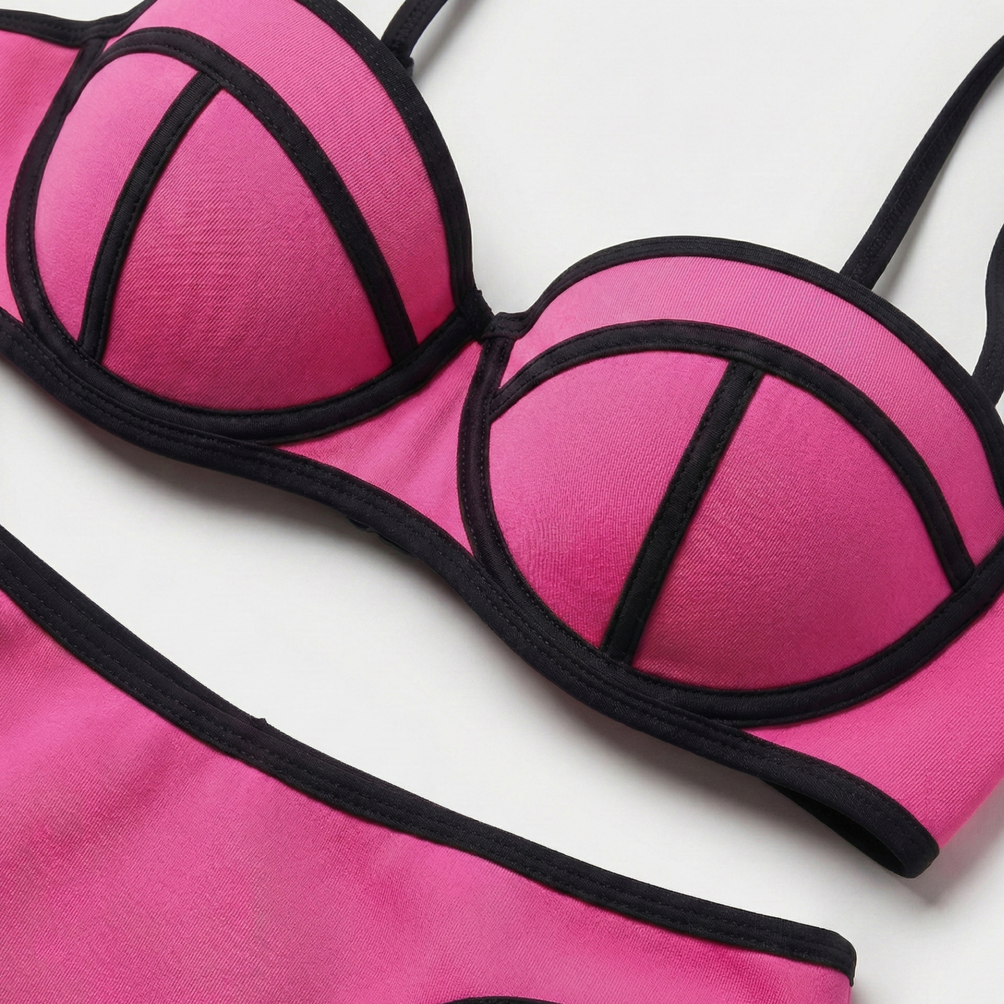 Bikini ICONIC 16 – Back to 2016